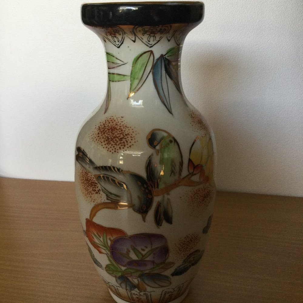 Chinese porcelain vase hand painted w flowers, bamboo, birds, gold  8.25"